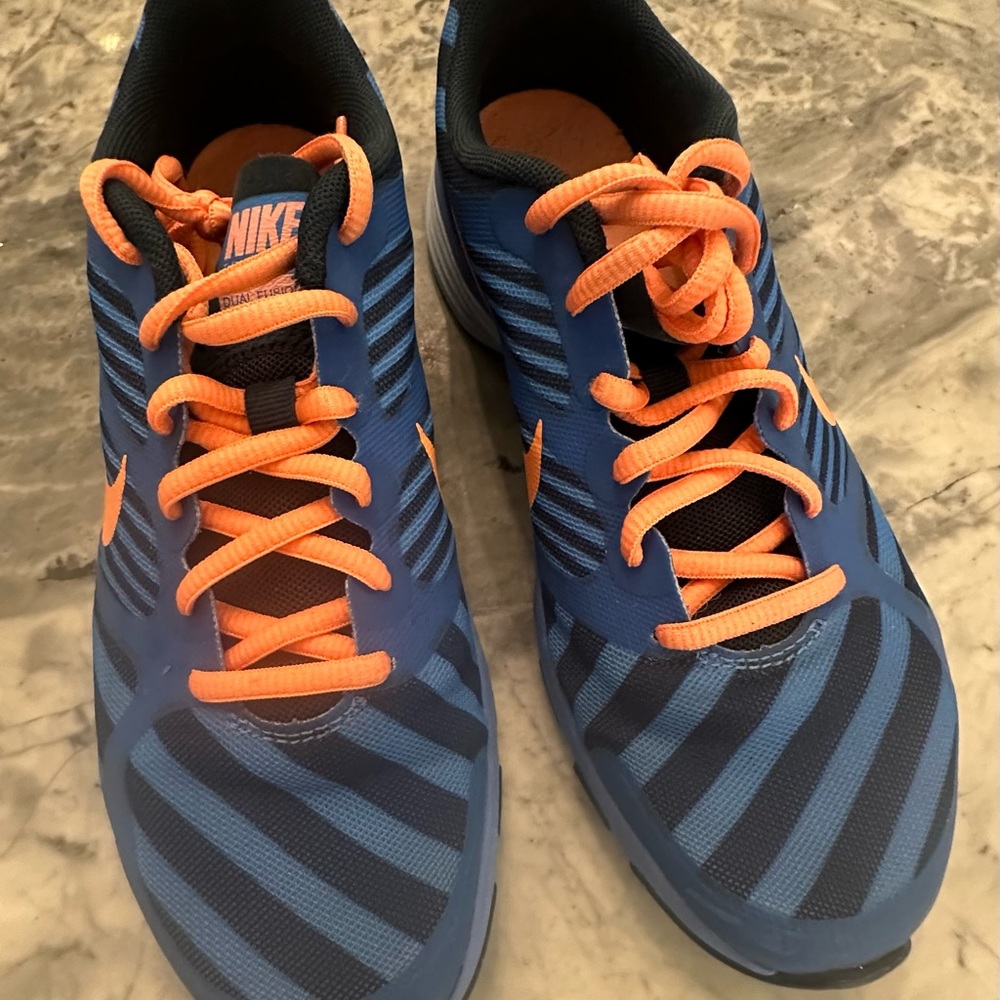 Nike women’s running shoe, like New
